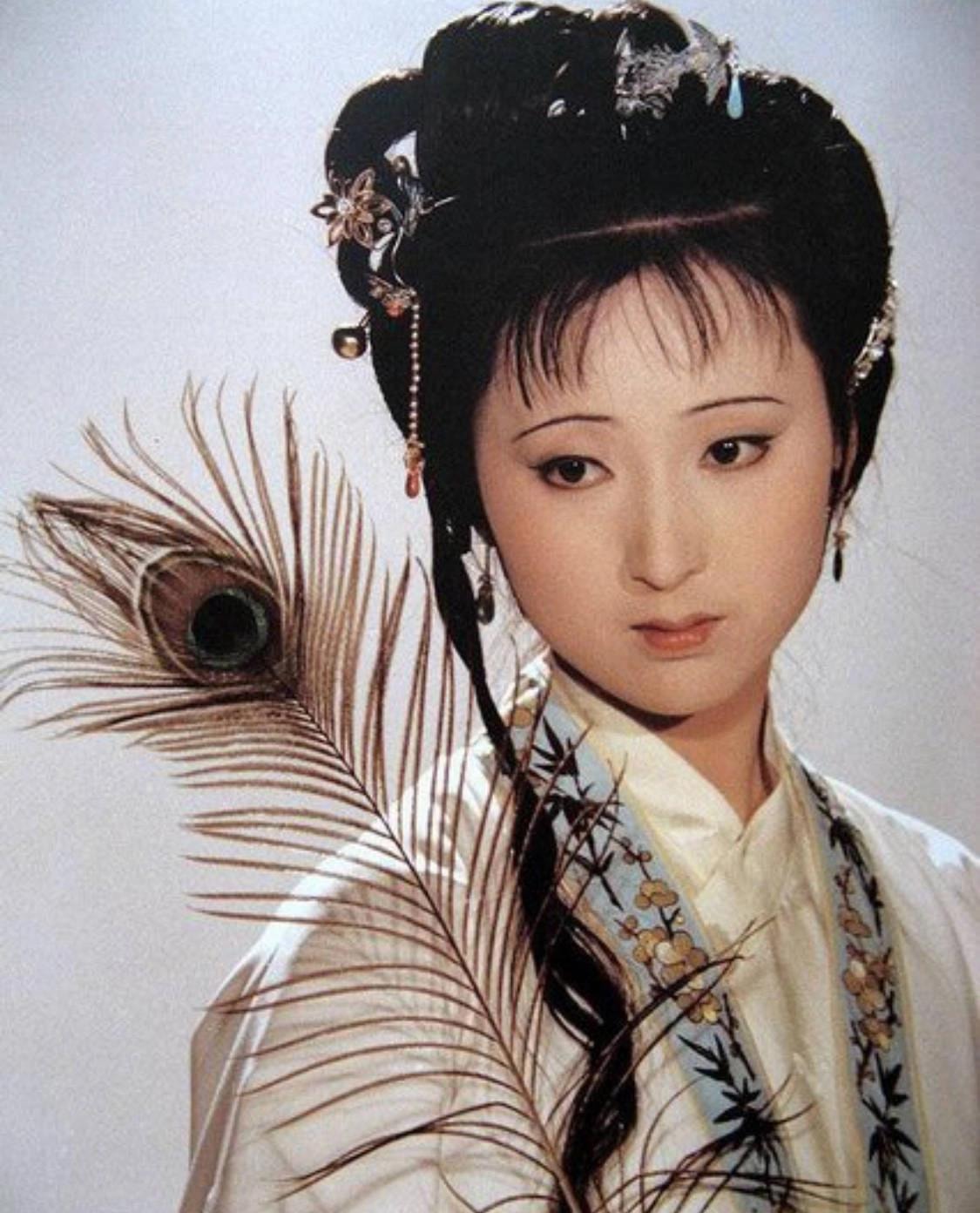 Bí mật lần đầu tiết lộ về việc tuyển diễn viên cho 'Hồng lâu mộng' 1987 - 10