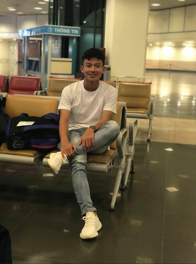 Dàn cầu thủ U23 Việt Nam dự SEA Games: Điển trai như hot boy, chiều cao cực phẩm - 6