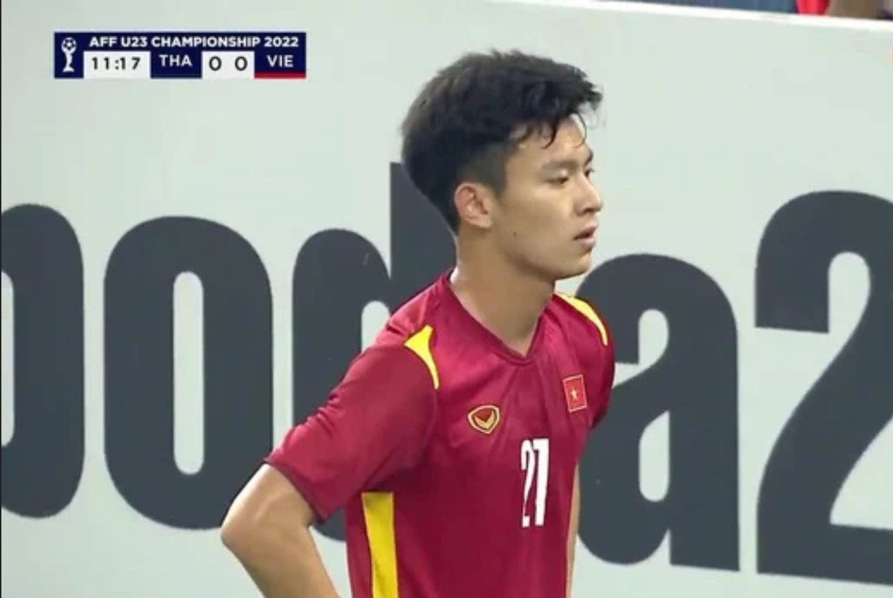 Dàn cầu thủ U23 Việt Nam dự SEA Games: Điển trai như hot boy, chiều cao cực phẩm - 5
