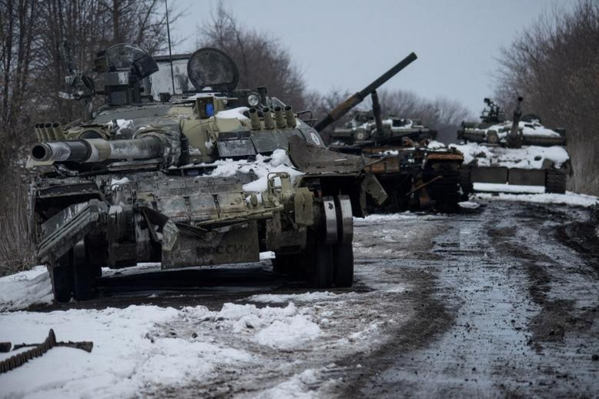 Mỹ tiết lộ đòn trừng phạt khiến Nga không thể sản xuất thêm xe tăng - 1