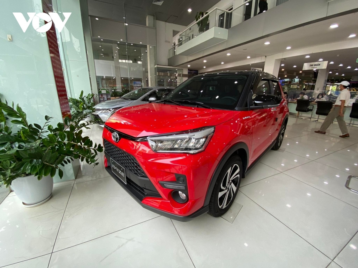 Do nguồn cung bị hạn chế, nên Toyota Raize không đủ xe để bàn giao trả khách.