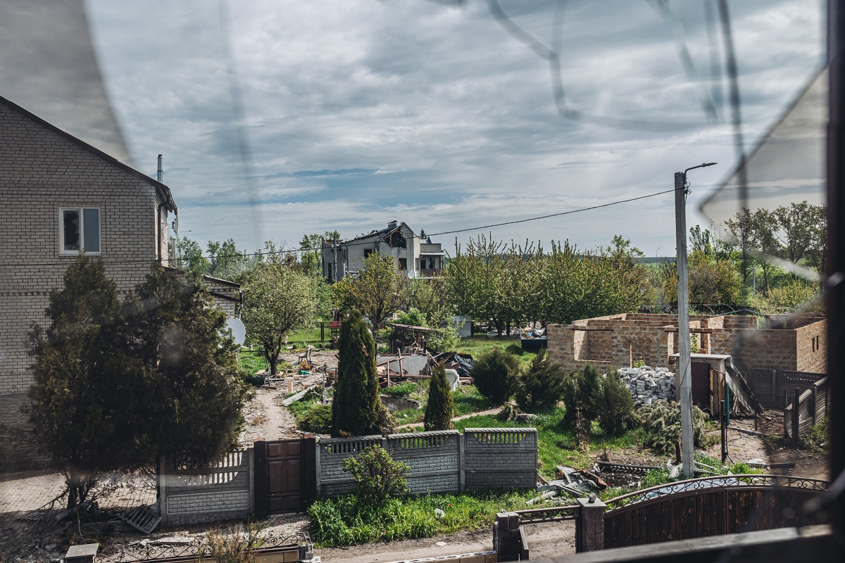 Những ngôi nhà bị phá hủy ở Kharkiv ngày 12/5. Ảnh: Getty