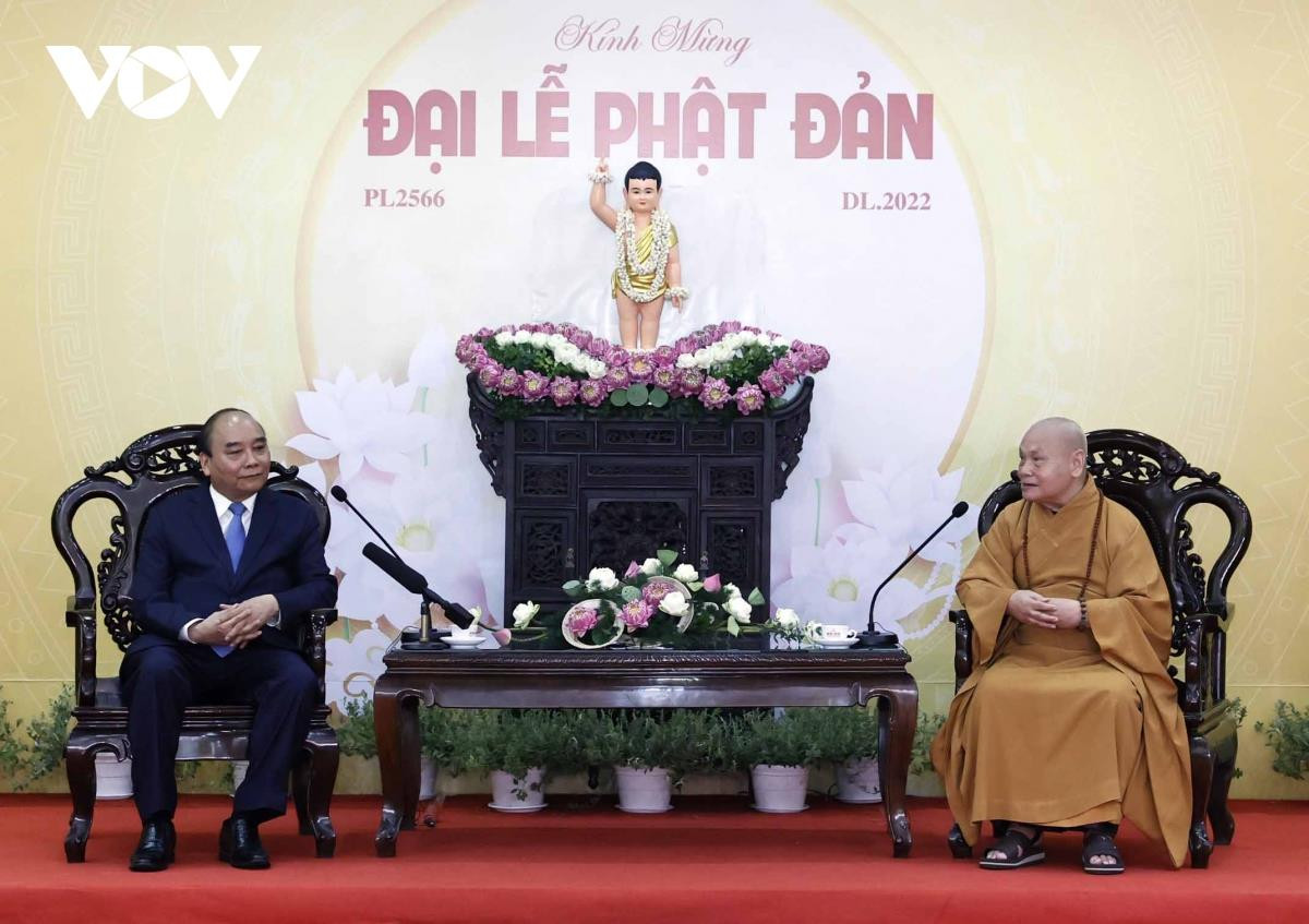 Chủ tịch nước Nguyễn Xuân Phúc chúc mừng Đại lễ Phật đản tại TP.HCM - 9
