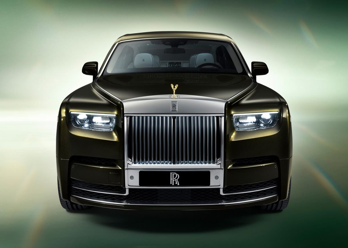 Mãn nhãn với vẻ đẹp mê muội của Rolls-Royce Phantom VIII Series II vừa ra mắt - 3