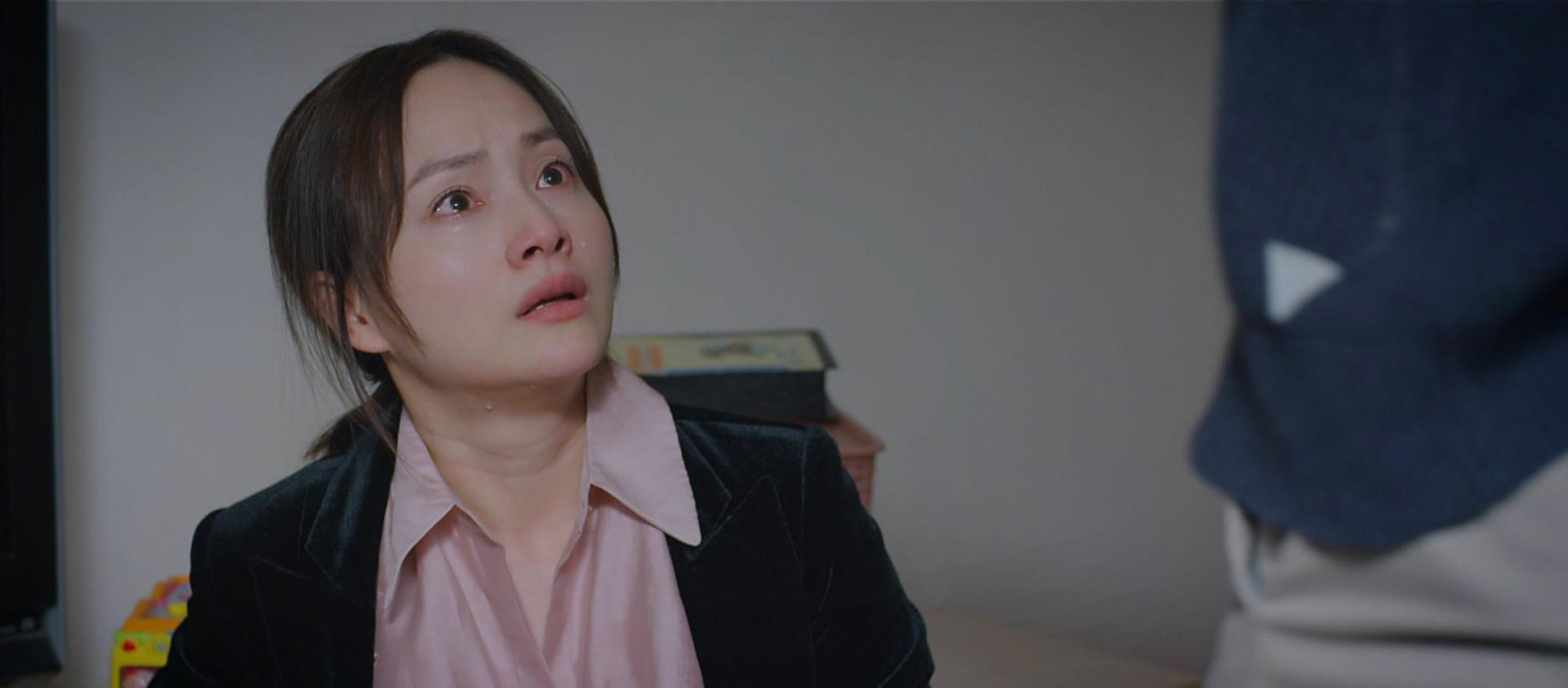 Dân mạng 'phát cuồng' vì diễn xuất của Lan Phương trong 'Thương ngày nắng về'  - 2