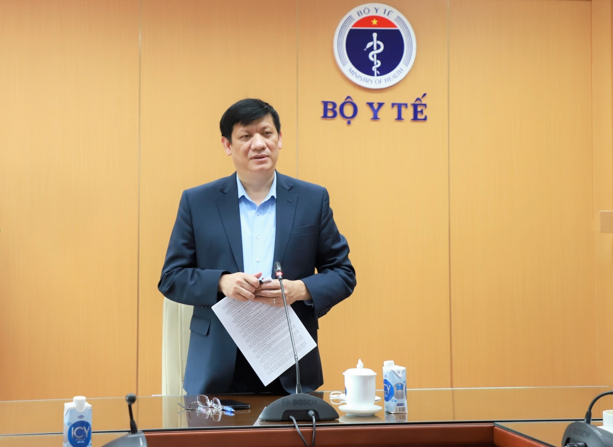 Nguyễn Thanh Long, Ủy viên Trung ương Đảng, Bí thư Ban cán sự đảng, Bộ trưởng Bộ Y tế.