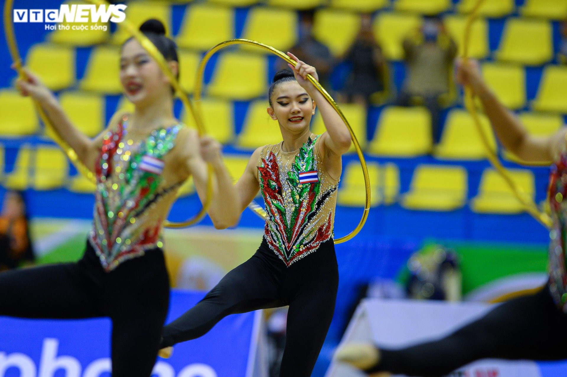 Ngắm 'bóng hồng' thể dục nghệ thuật Việt Nam tranh tài tại SEA Games 31 - 10