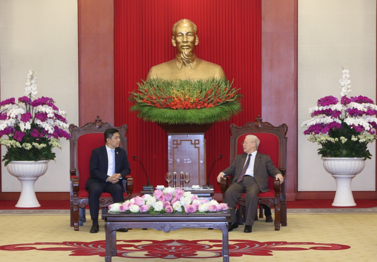 Tổng Bí thư Nguyễn Phú Trọng và Chủ tịch Quốc hội Singapore.