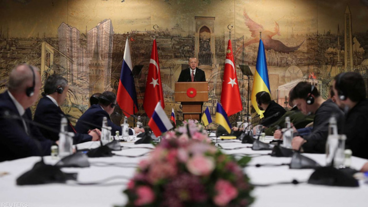 Tổng thống Thổ Nhĩ Kỳ Tayyip Erdogan phát biểu mở đầu cuộc đàm phán Nga - Ukraine tại Istanbul (Thổ Nhĩ Kỳ) vào ngày 29/3. Ảnh: AFP
