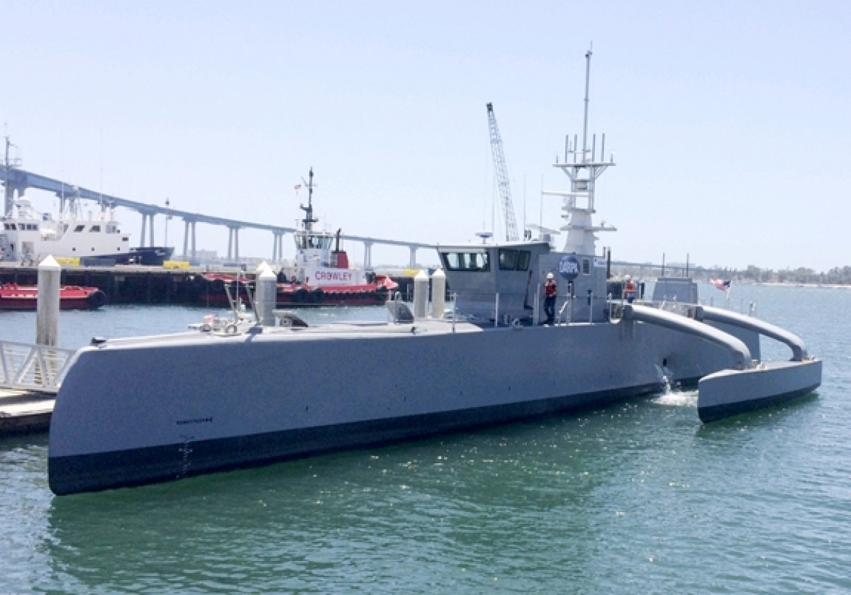 Tàu mặt nước không người lái (USV) Sea Hunter của Hải quân Mỹ. Ảnh: Navy Recognition