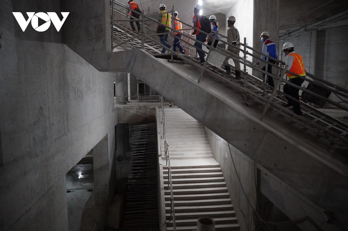 hinh anh ben trong nha ga ngam ben thanh cua tuyen metro so 1 hinh anh 2