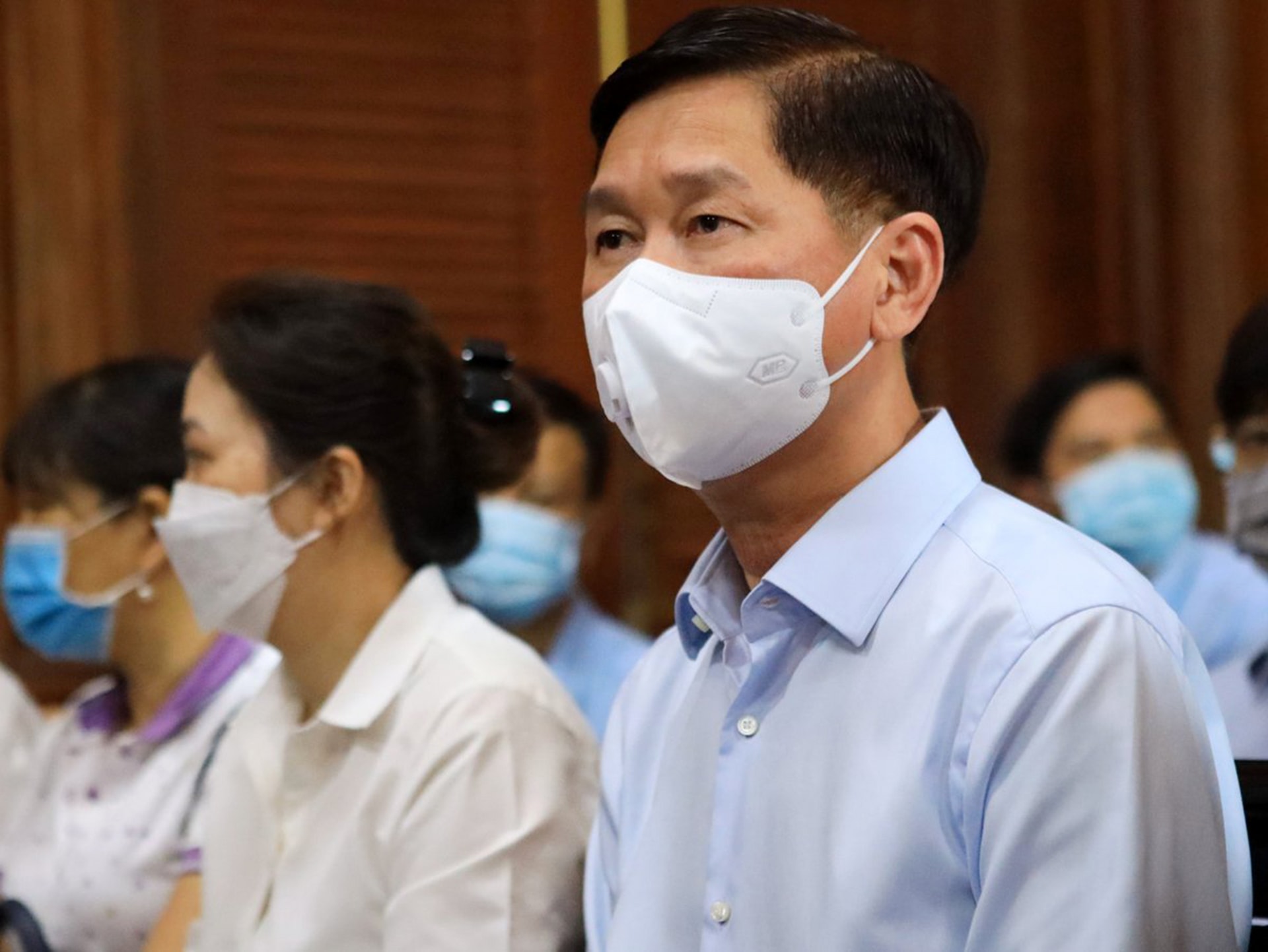 Cựu Phó Chủ tịch TP.HCM Trần Vĩnh Tuyến được đề nghị giảm 6 tháng đến 1 năm tù - 1