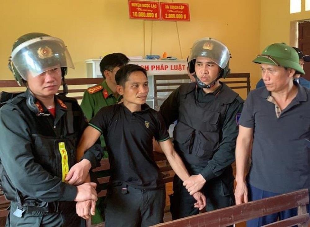 Bắt được nghi phạm chém 3 người hàng xóm thương vong - 1