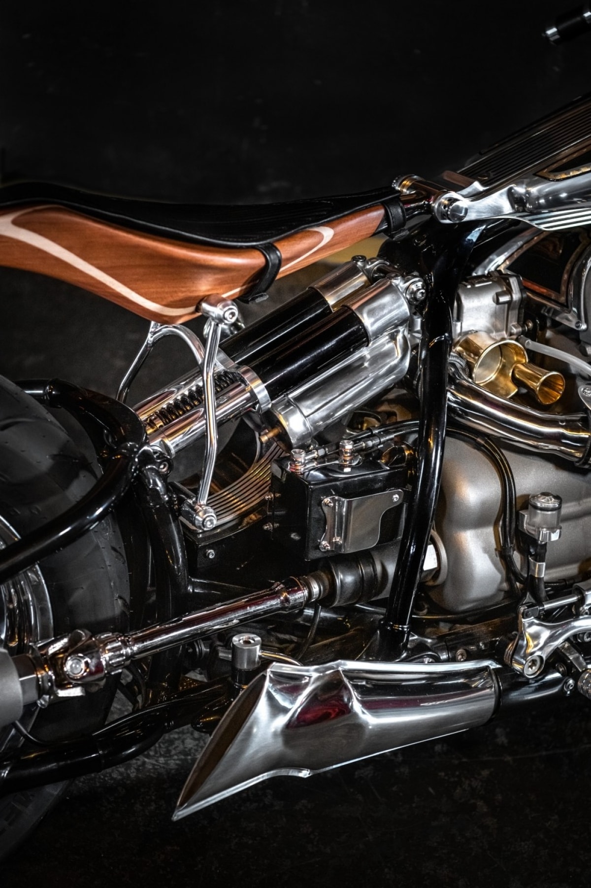 bmw r18 magnifica chopper - xe do co mot khong hai hinh anh 14