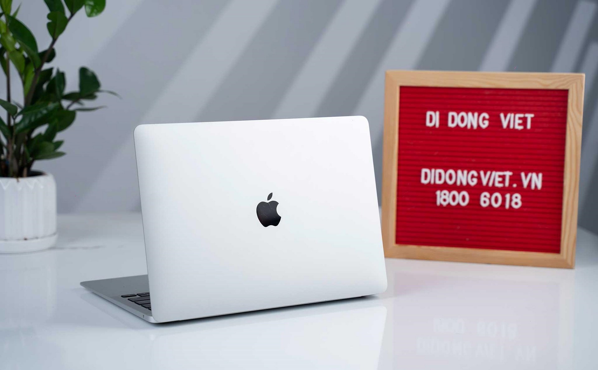 5 lý do MacBook Air M1 bán cực chạy trong năm 2022 - 1