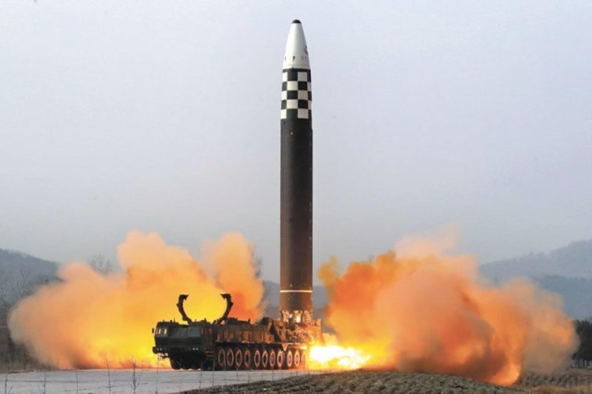 Mỹ và Hàn Quốc cảnh báo đáp trả nếu Triều Tiên thử hạt nhân  - 1