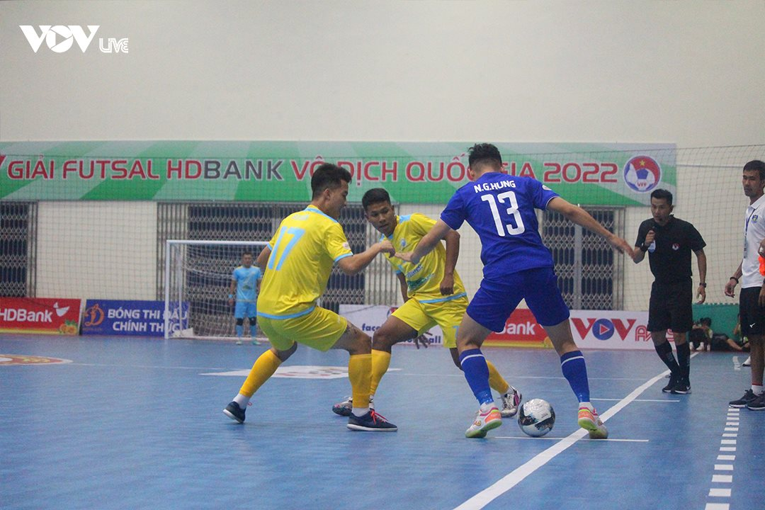 vovlive_futsal_tran2_anh5.png