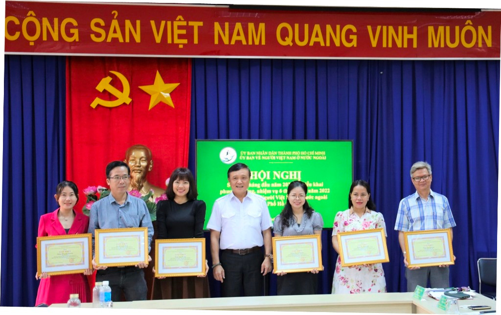 Uỷ ban về người VN ở nước ngoài Thành phố Hồ Chí Minh kết nối và phát huy nguồn lực kiều bào - ảnh 2