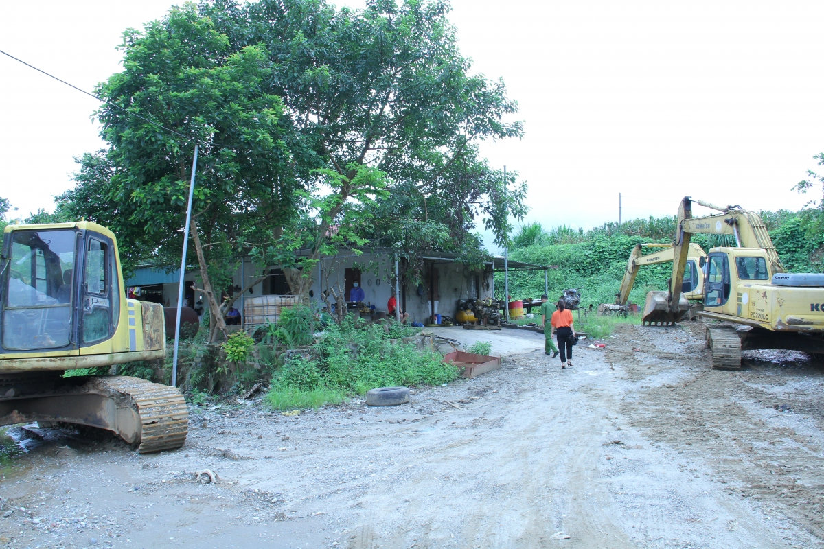 thuc nghiem hien truong vu co gai 22 tuoi bi ban trai danh tu vong hinh anh 1