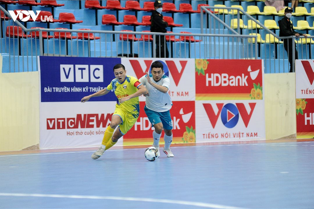 vovliev_futsal_5.png