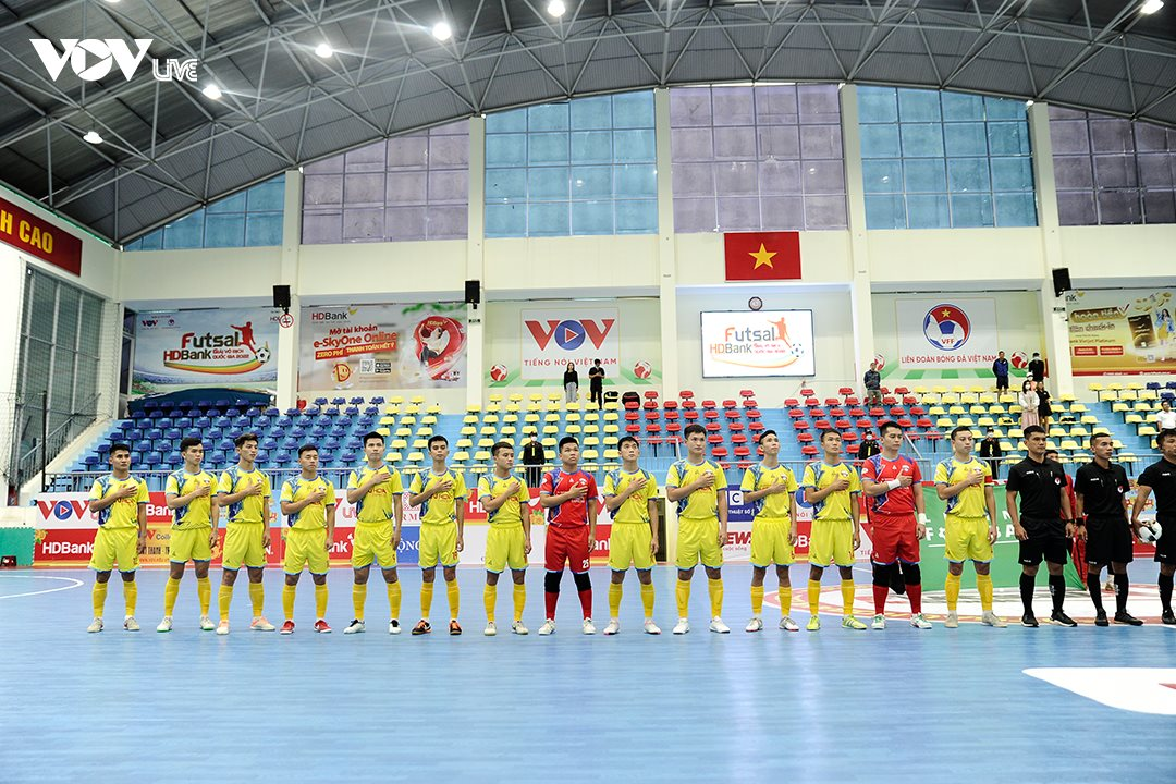 vovlive_futsal_10.png
