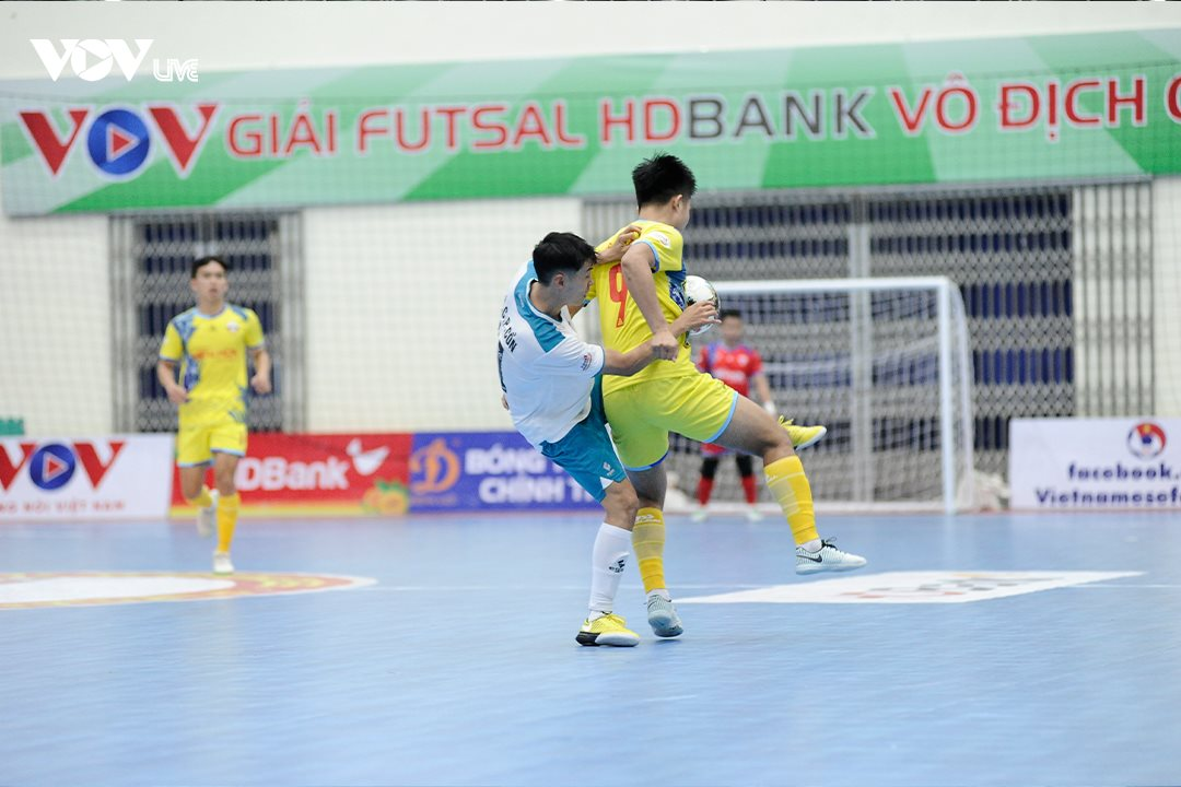 vovlive_futsal_9.png