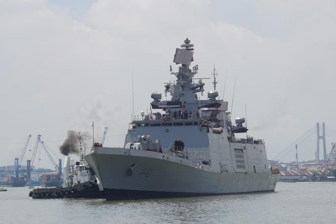 Hai tàu chiến Ấn Độ cập cảng Nhà Rồng - 1