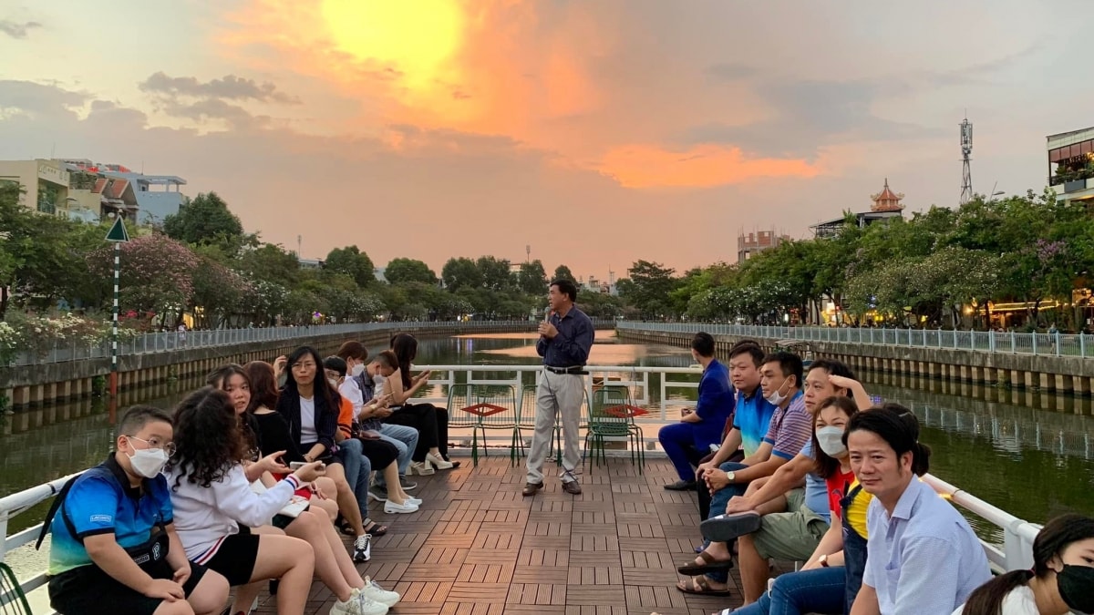 Điều gì cản trở tp.hcm phát triển du lịch đường sông hình ảnh 1 Dieu gi can tro tp.hcm phat trien du lich duong song hinh anh 1