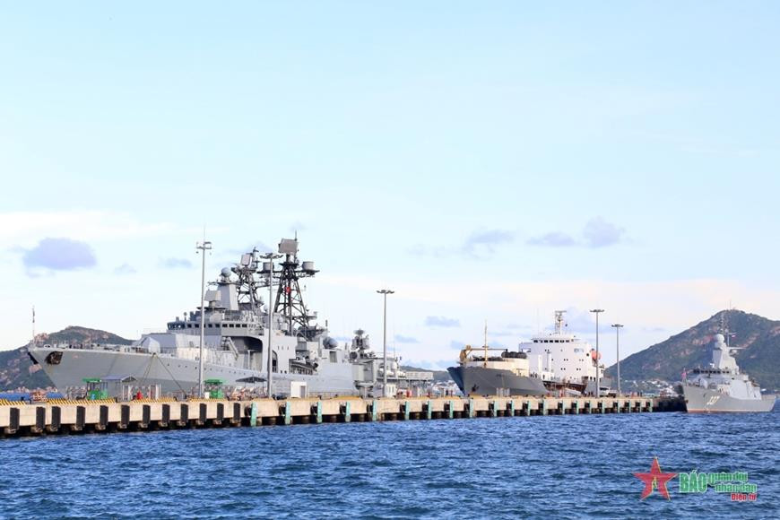 Đội tàu thuộc Hạm đội Thái Bình Dương, Hải quân Liên bang Nga thăm Khánh Hòa - 1