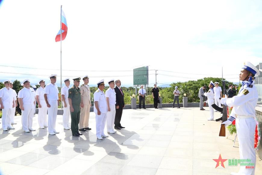 Đội tàu thuộc Hạm đội Thái Bình Dương, Hải quân Liên bang Nga thăm Khánh Hòa - 4