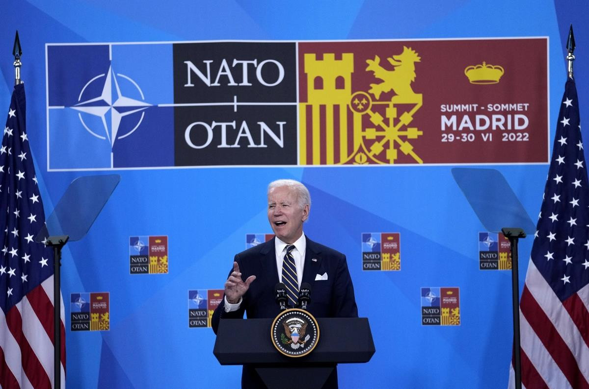 Tổng thống Biden thông báo gói hỗ trợ 800 triệu USD cho Ukraine - 1