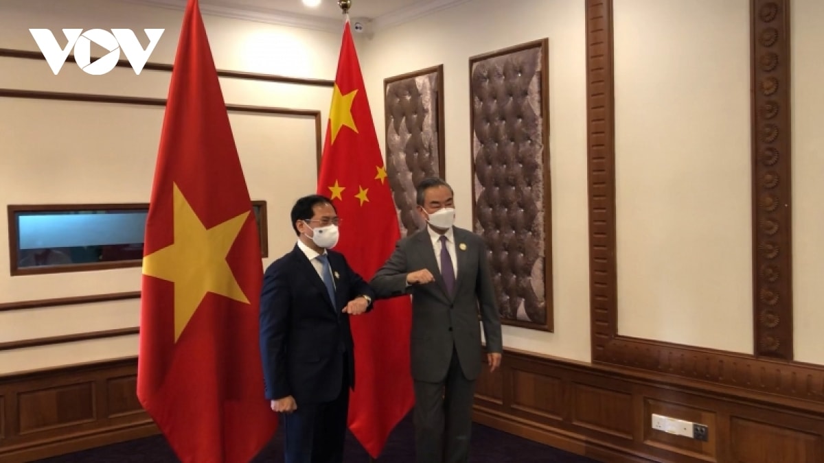 Ông vương nghị trung quốc mong muốn cùng việt nam tăng cường tin cậy chính trị hình ảnh 1 Ong vuong nghi trung quoc mong muon cung viet nam tang cuong tin cay chinh tri hinh anh 1