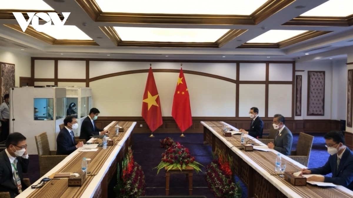 Ông vương nghị trung quốc mong muốn cùng việt nam tăng cường tin cậy chính trị hình ảnh 2 Ong vuong nghi trung quoc mong muon cung viet nam tang cuong tin cay chinh tri hinh anh 2