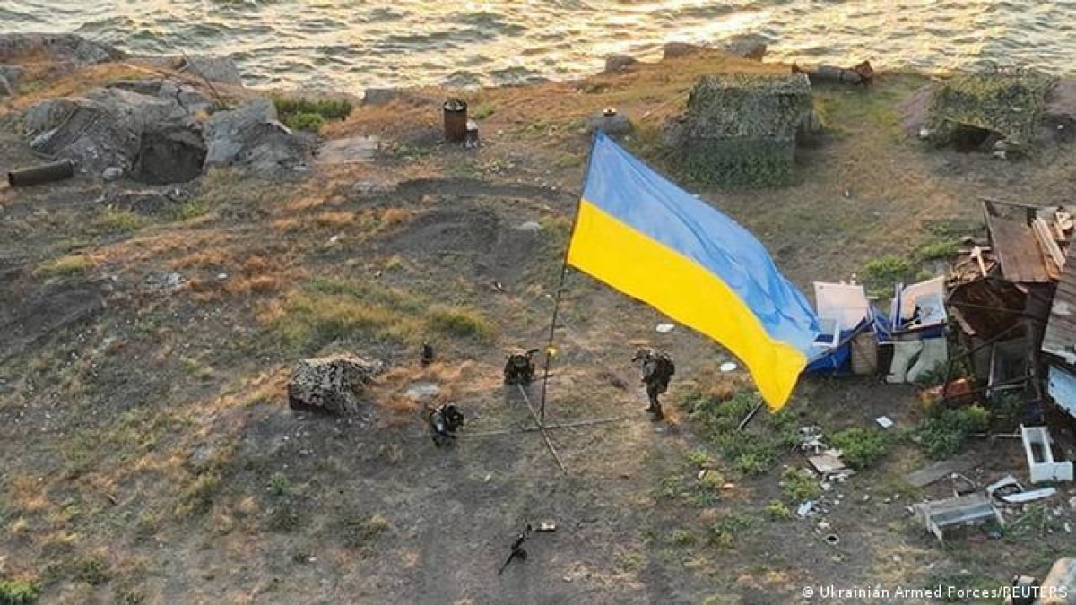ukraine cam co tren Dao ran hinh anh 1