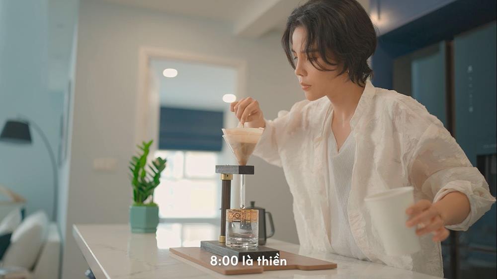Vũ Cát Tường: 'Trước 30 tuổi mà không sống thật với chính mình thì khổ lắm' - 1