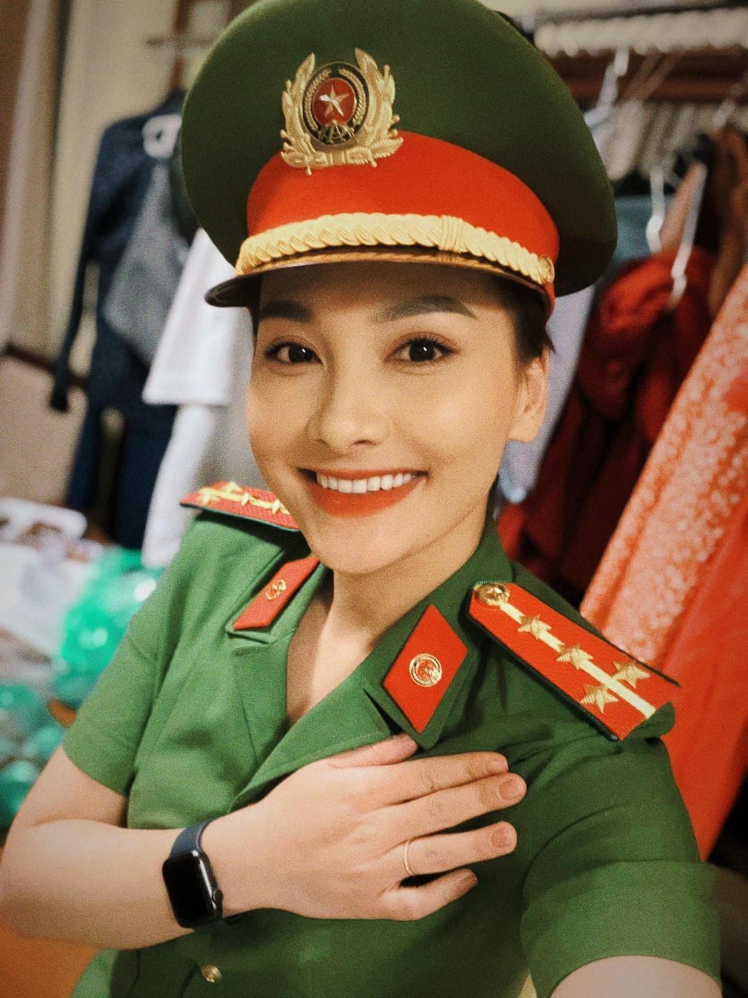 Sao Việt 13/7: Hoà Minzy đem hết tiền thưởng 'Sao nhập ngũ' làm từ thiện - 4