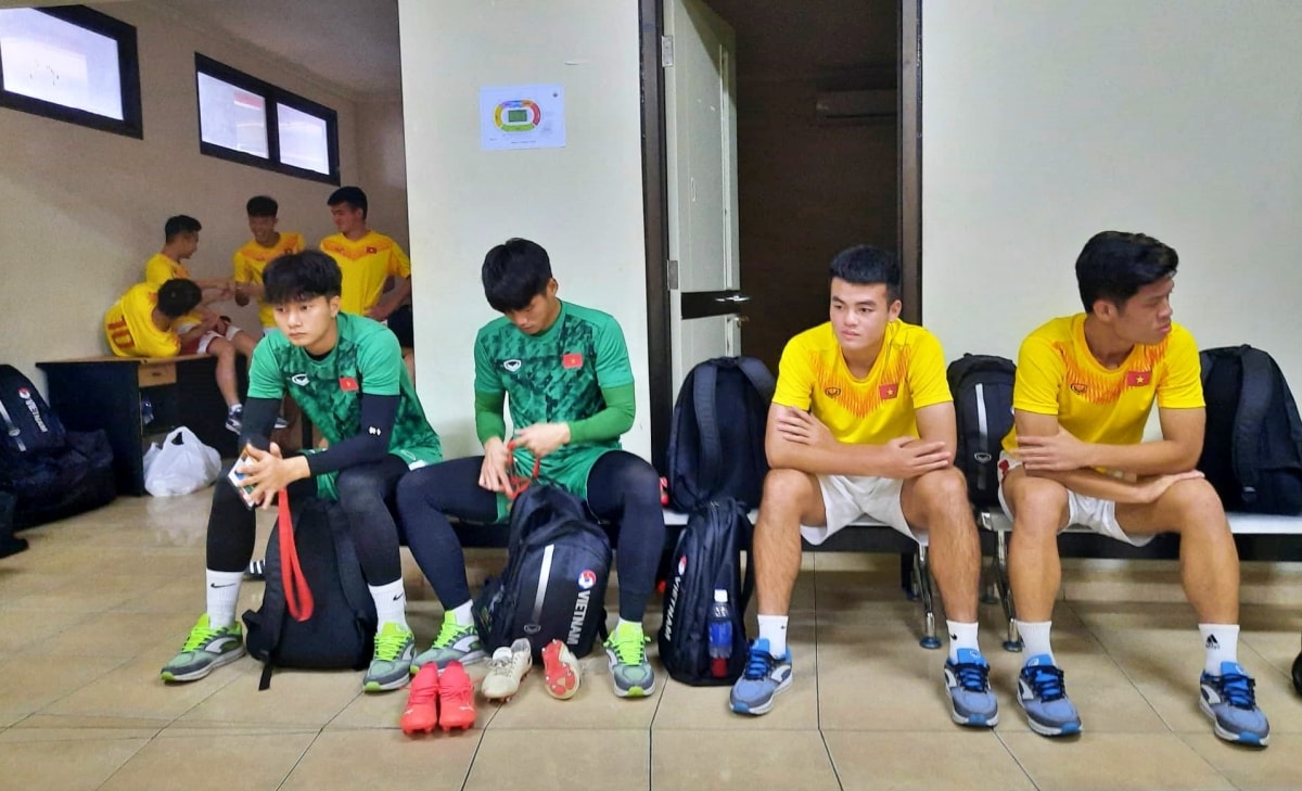 trực tiếp u19 việt nam 0-0 u19 malaysia thế trận đôi công hình ảnh 16 truc tiep u19 viet nam 0-0 u19 malaysia the tran doi cong hinh anh 16