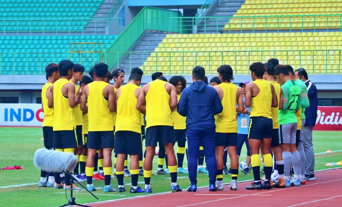 trực tiếp u19 việt nam 0-0 u19 malaysia thế trận đôi công hình ảnh 14 truc tiep u19 viet nam 0-0 u19 malaysia the tran doi cong hinh anh 14