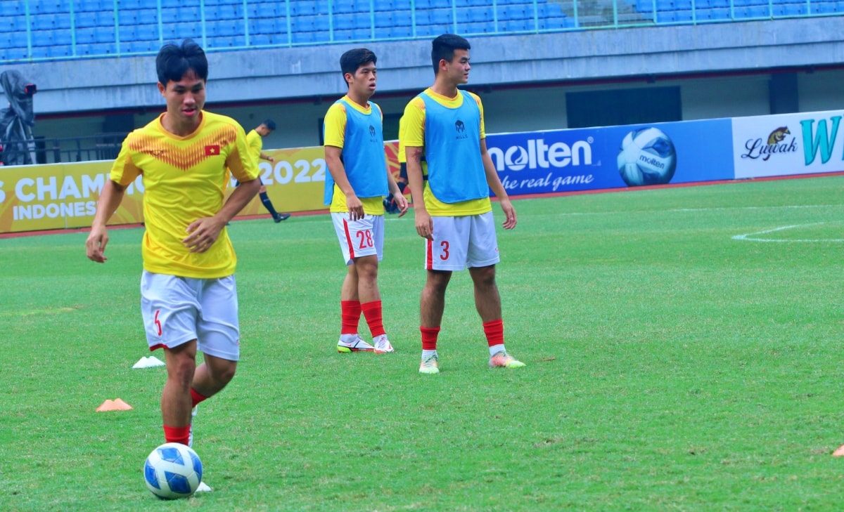 trực tiếp u19 việt nam 0-0 u19 malaysia thế trận đôi công hình ảnh 8 truc tiep u19 viet nam 0-0 u19 malaysia the tran doi cong hinh anh 8