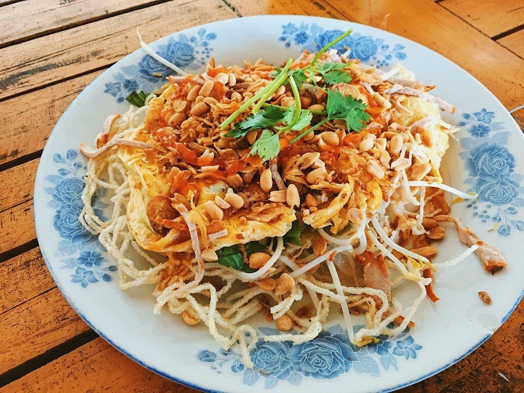 Pizza hủ tiếu - món ăn nghe Tây nhưng lại đậm sắc Việt được 'săn lùng' ở Cần Thơ - 1