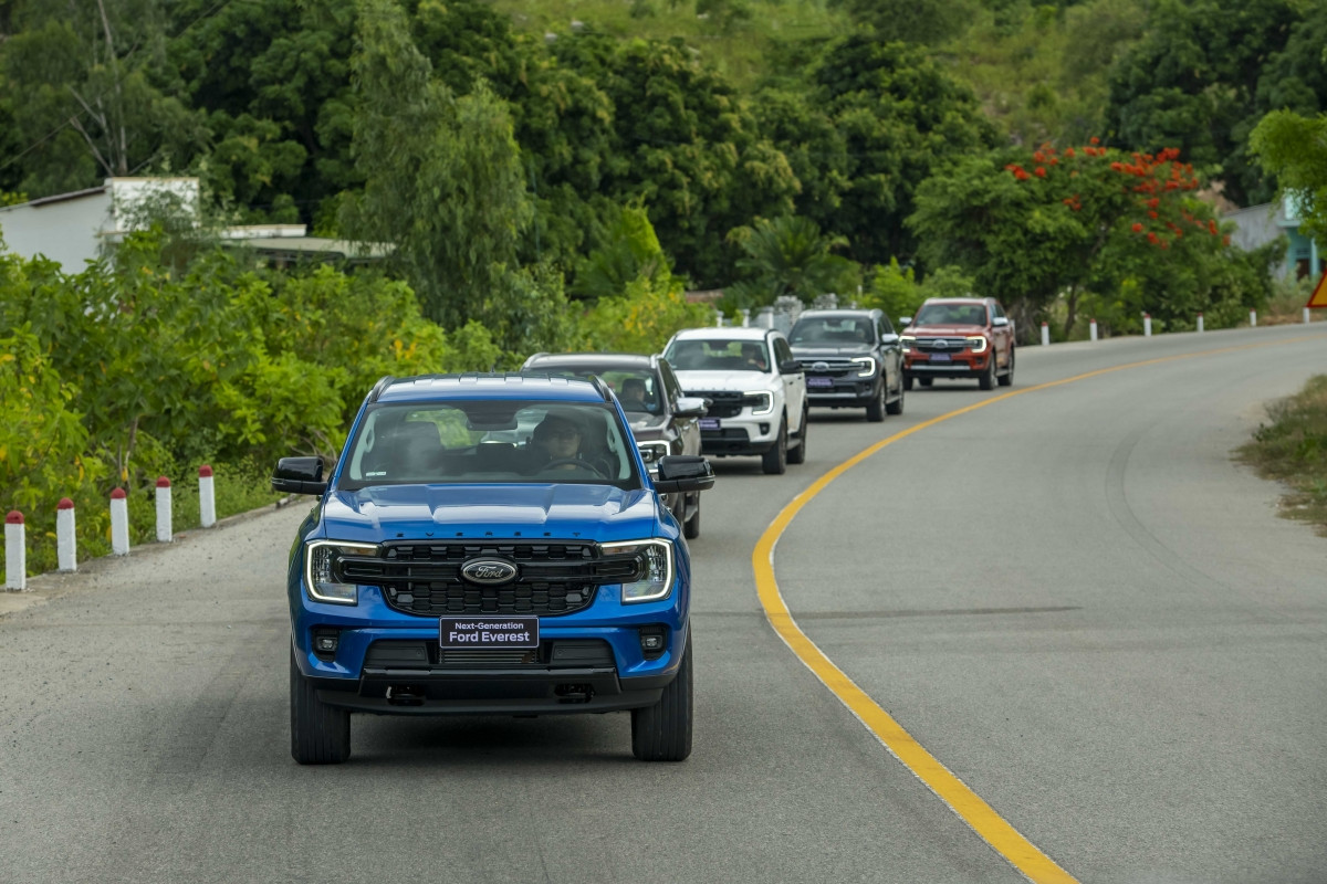 ford everest the he moi tai sac ven toan hinh anh 8