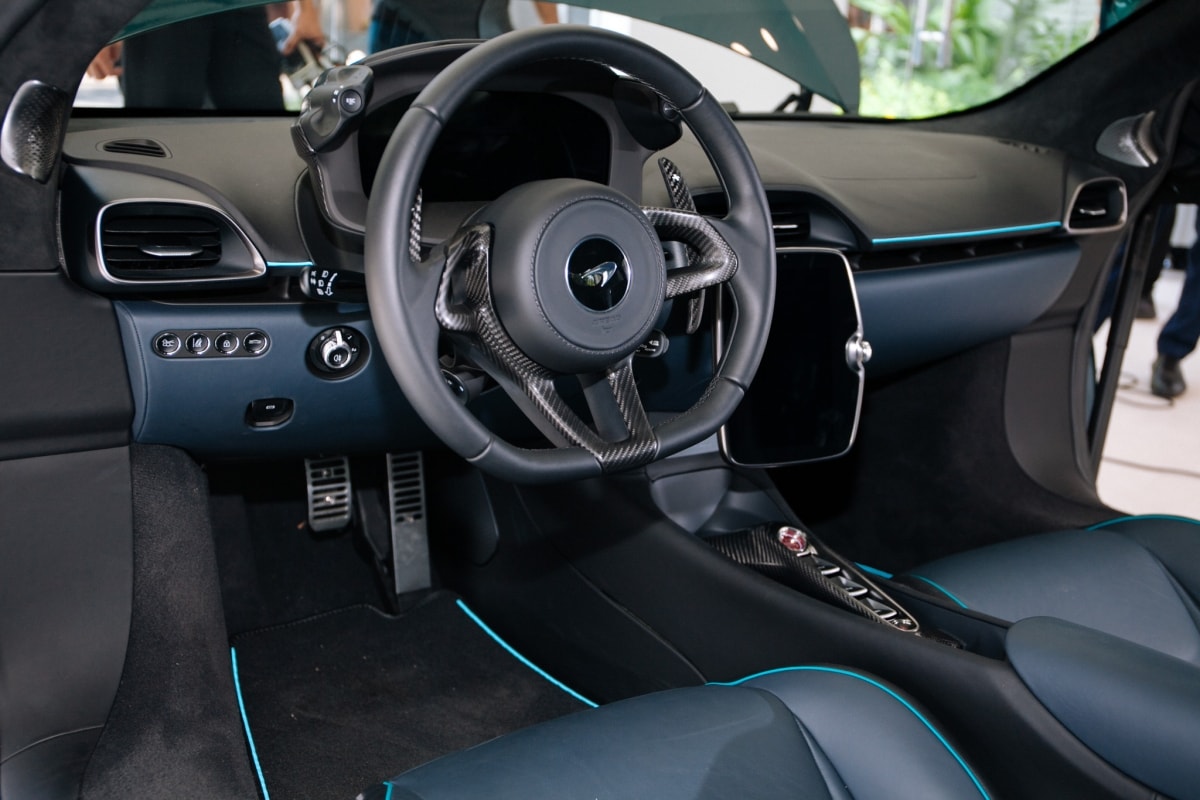 sieu xe hybrid mclaren artura gia gan 15 ty dong trung bay tai viet nam hinh anh 7