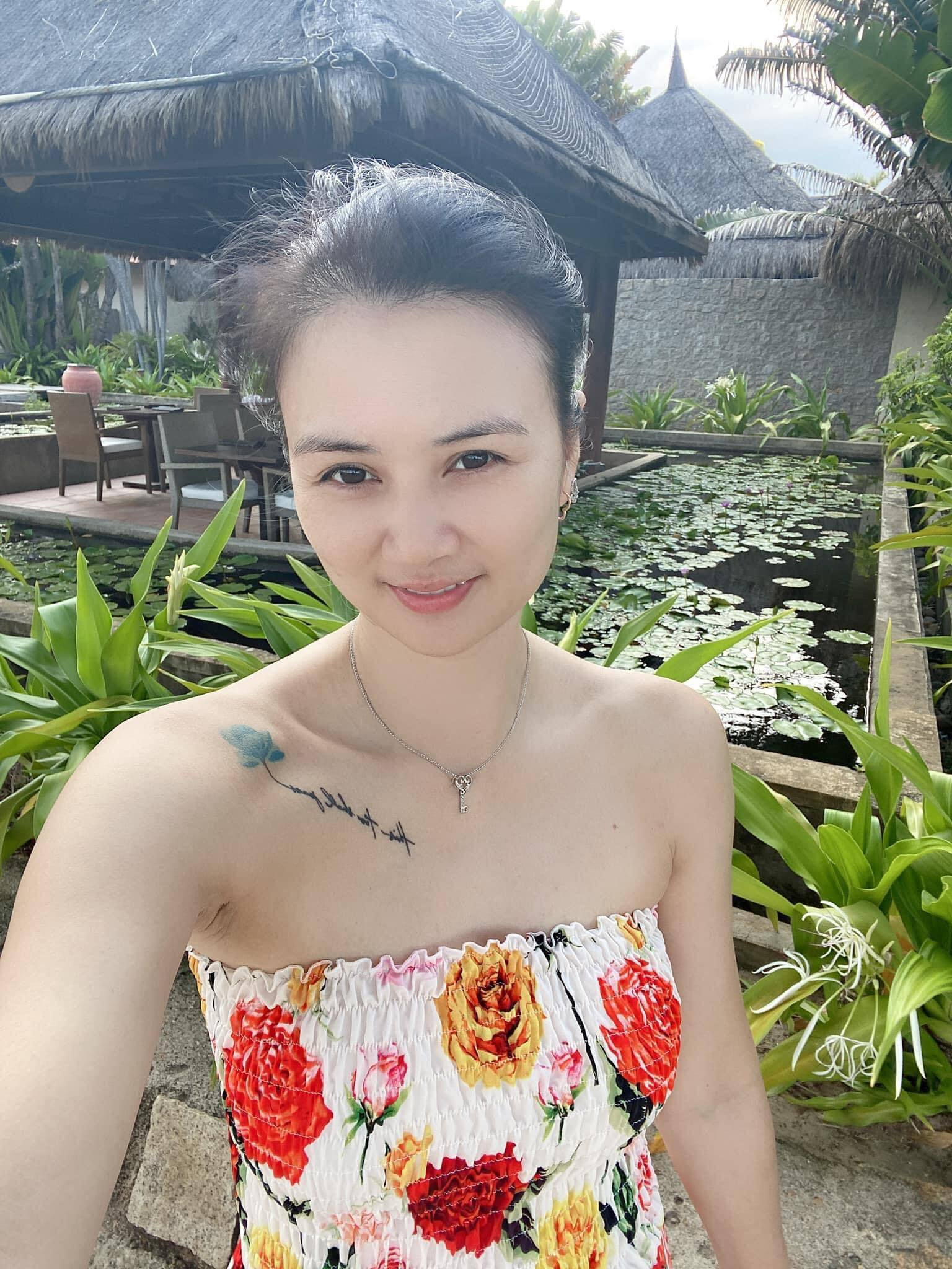Ngắm vẻ quyến rũ của hoa khôi bóng chuyền Kim Huệ  - 2