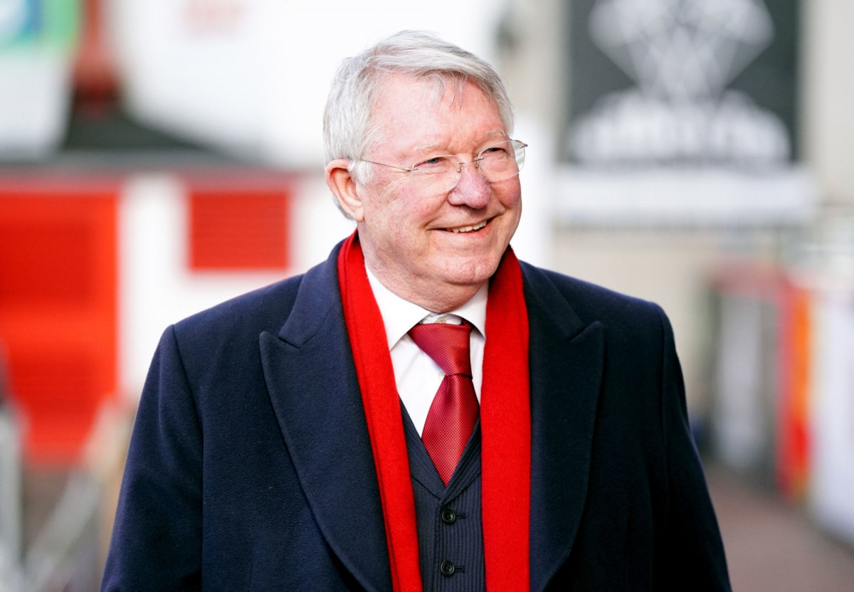 Sir Alex Ferguson trở lại MU làm việc