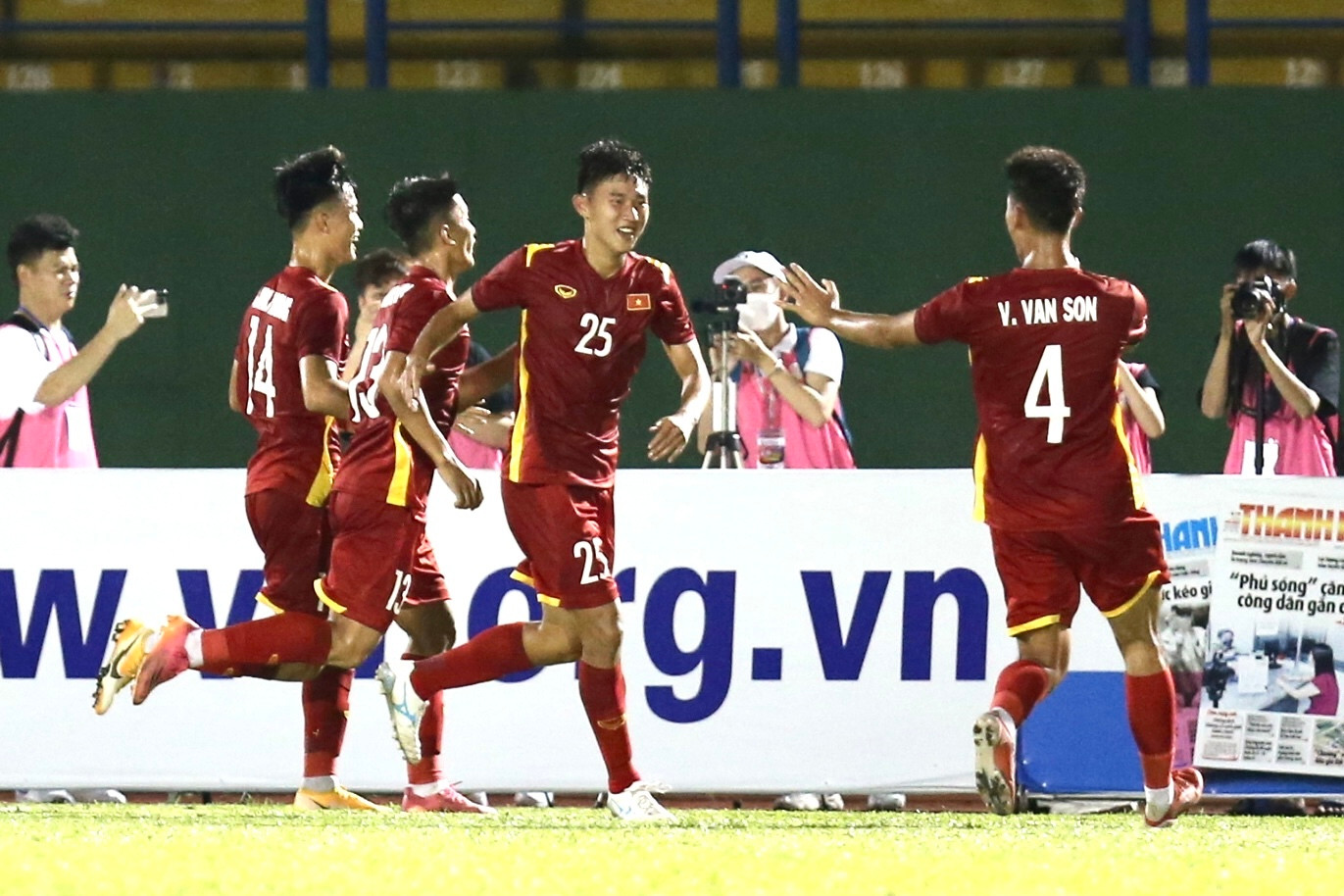 Ngược dòng hạ U19 Malaysia, U19 Việt Nam vào chung kết giải U19 Quốc tế  - 1