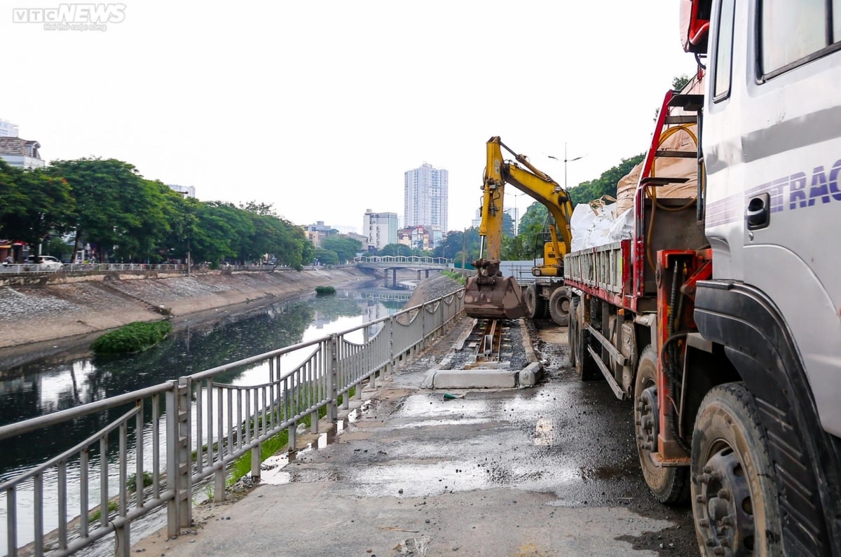 tuyen duong di bo duoc dau tu 64 ty dong tai ha noi thanh noi do rac, ban tra da hinh anh 3