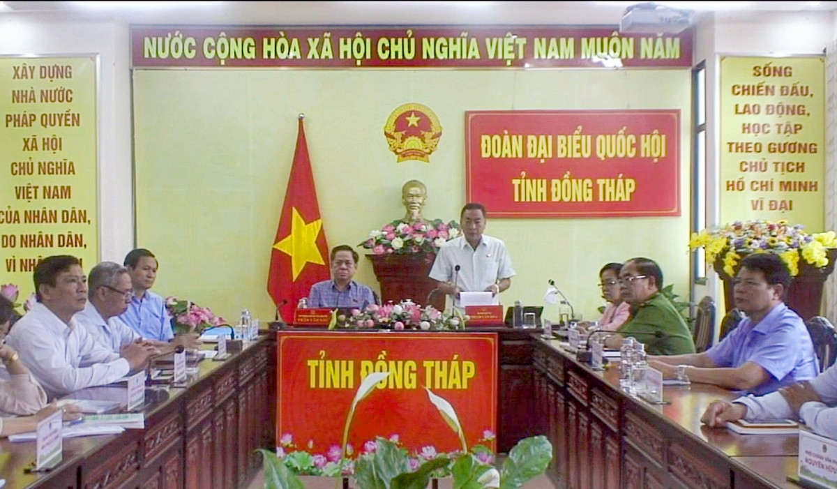 Dai tuong to lam ung ho thuc hien quy dinh ve dat cuoc bong da hinh anh 1
