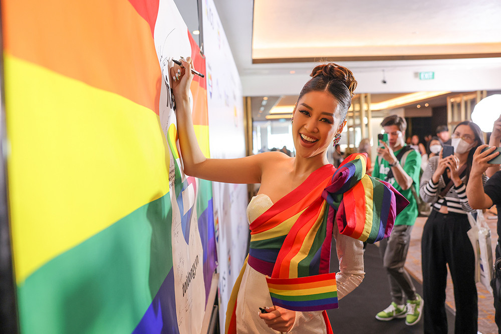 NSND Bạch Tuyết, Khánh Vân làm đại sứ chiến dịch ủng hộ cộng đồng LGBT  - 2
