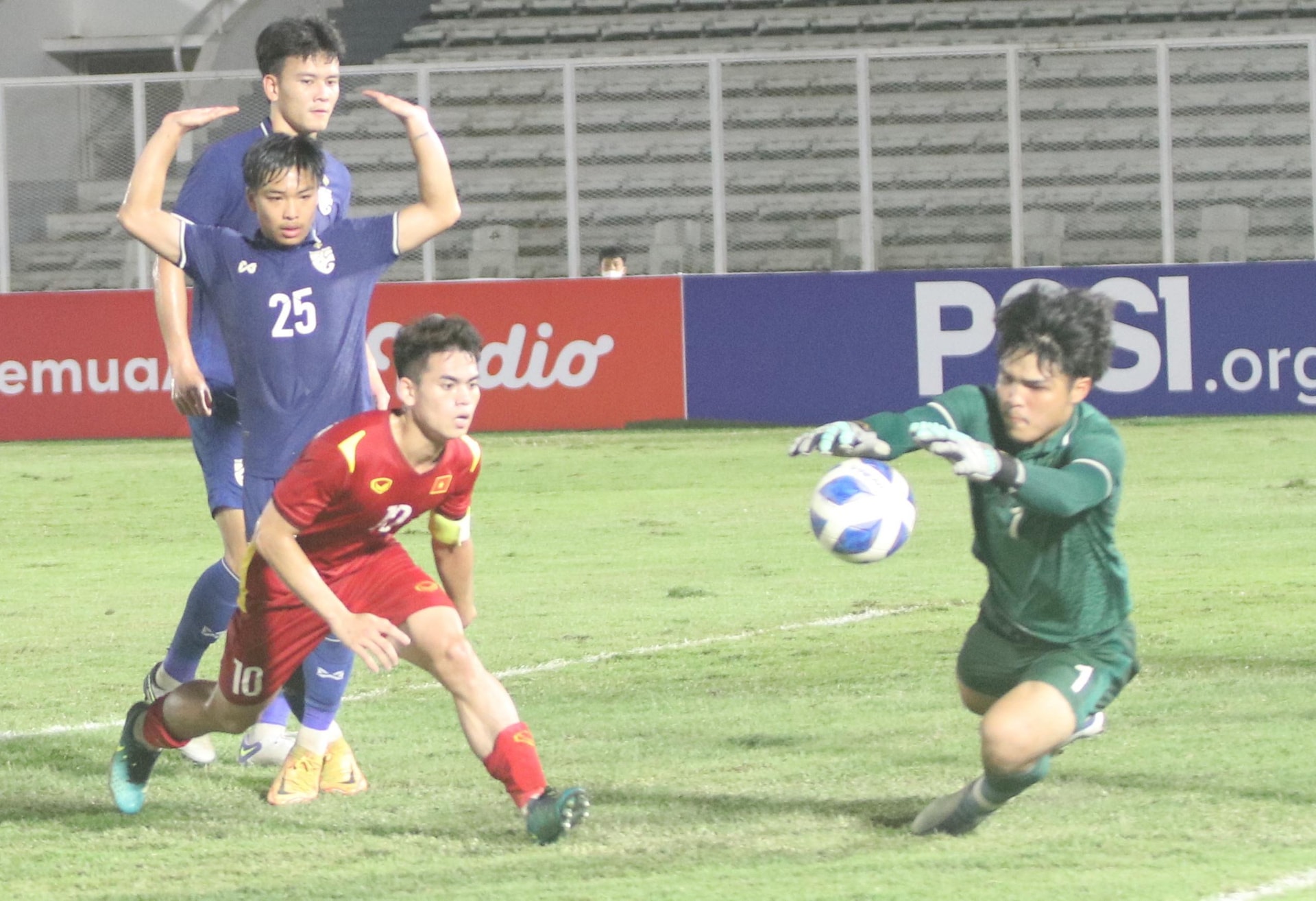 Khuất Văn Khang: Viên ngọc quý của U19 Việt Nam - 2