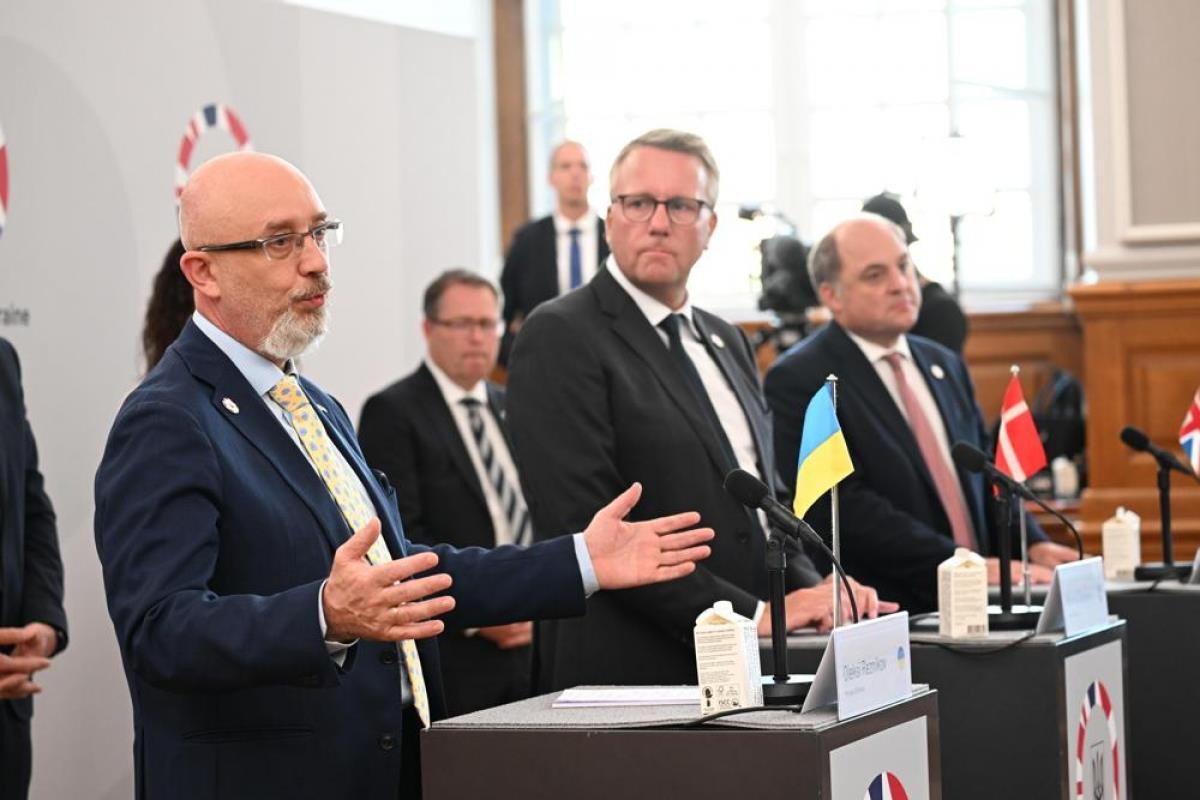 Các nước phương Tây cam kết hỗ trợ Ukraine hơn 1,5 tỷ euro - 1